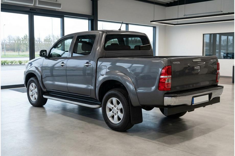Toyota Hilux 2006-2015 Side Steps Tayga Grey (2 pcs, Aluminum) Image