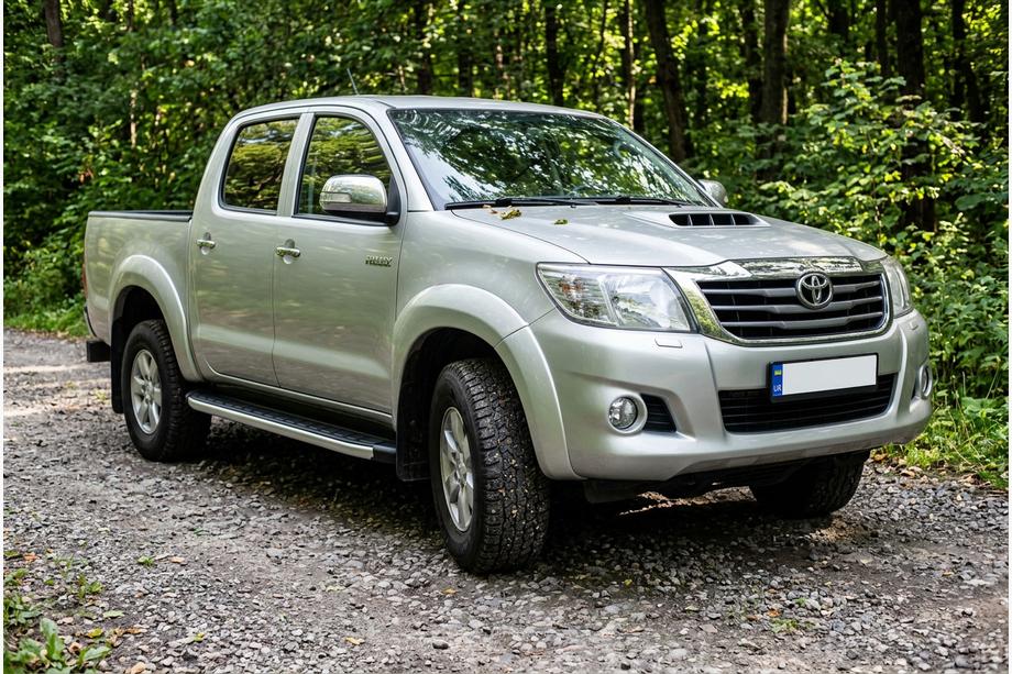 Toyota Hilux 2006-2015 Side Steps Fullmond (2 pcs, Aluminum) Image