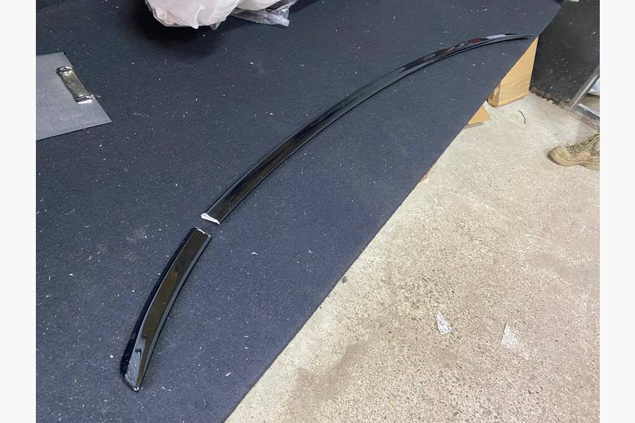 BMW 5/i5 Series G60/G60E/G61 2023- Discounted M5-Style Spoiler (Gloss Black) Photo 2