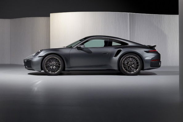Porsche 911 Turbo S T-Hybrid Review: The Most Powerful Production 911 Photo 3