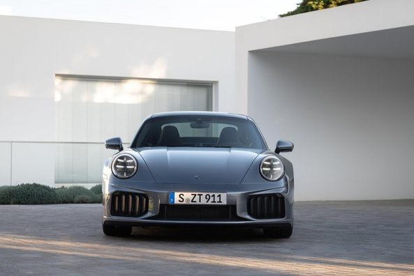 Porsche 911 Turbo S T-Hybrid Review: The Most Powerful Production 911 Photo 2