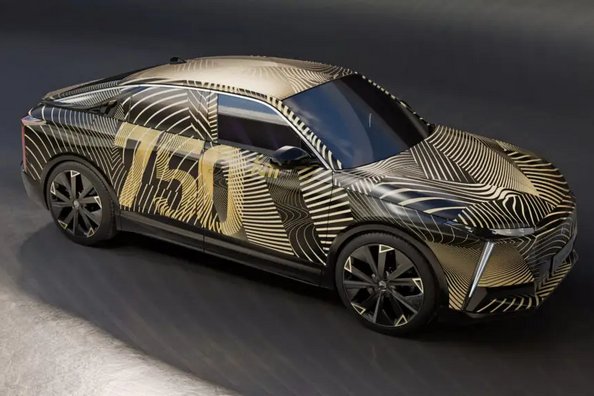 DS N°8 Review: Specs, Trim Levels, Photos
