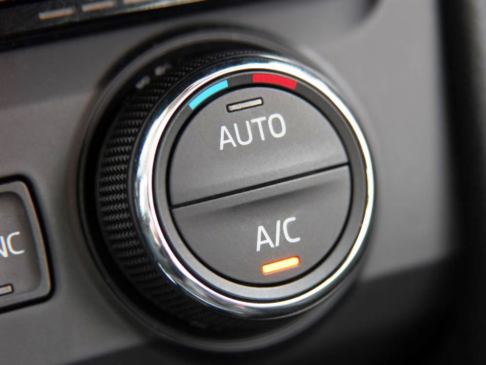 Can You Use the Car Air Conditioner in Winter?