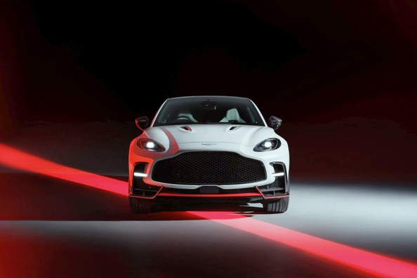Aston Martin DBX S Review: the Ultra-Powerful Luxury SUV