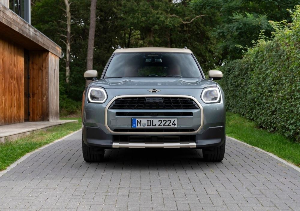 MINI Countryman (U25): the compact crossover of a new generation