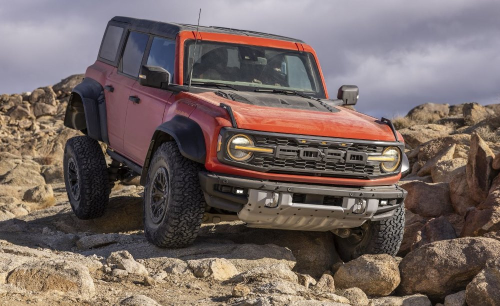 Ford Bronco Raptor: The SUV Built for Extreme Off-Roading