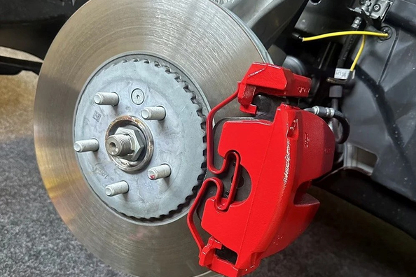 What’s the best way to paint brake calipers?