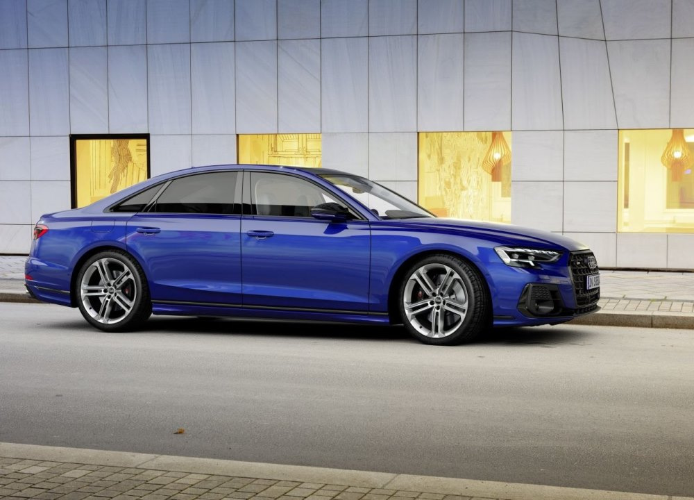 Audi S8 (D5) Review: Powerful Luxury Sports Sedan