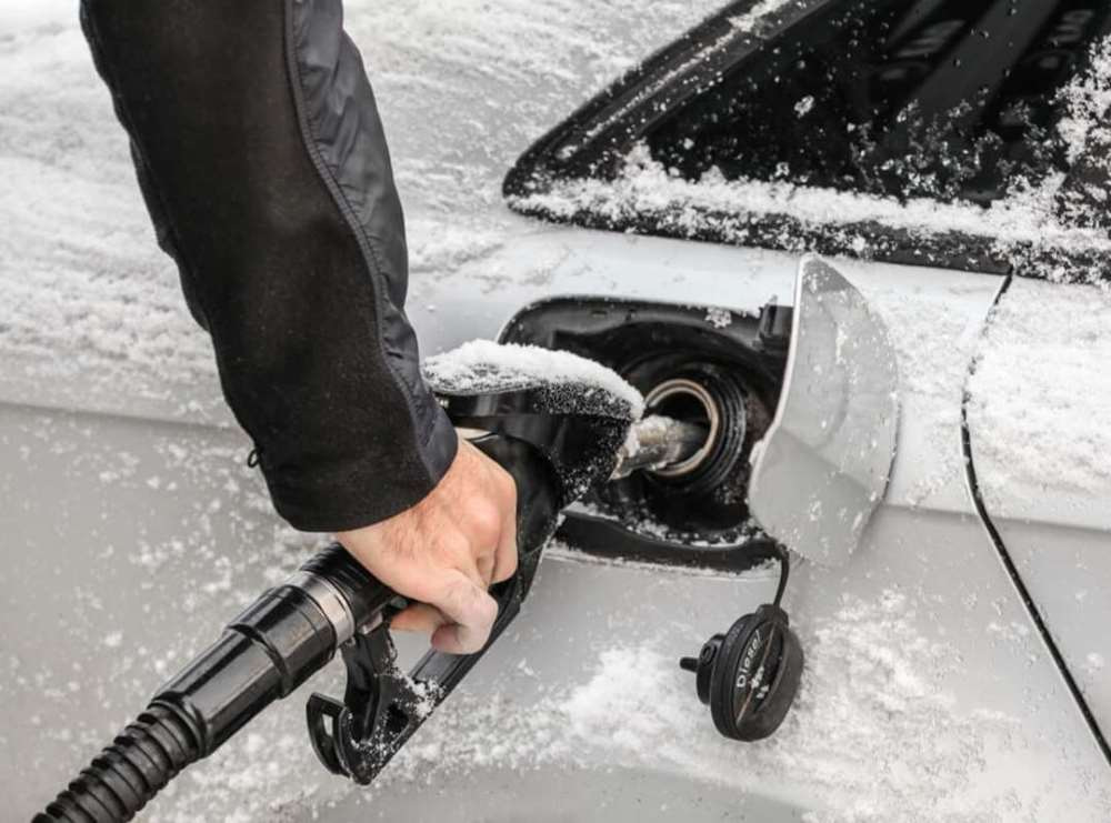 How to Save Fuel in Winter