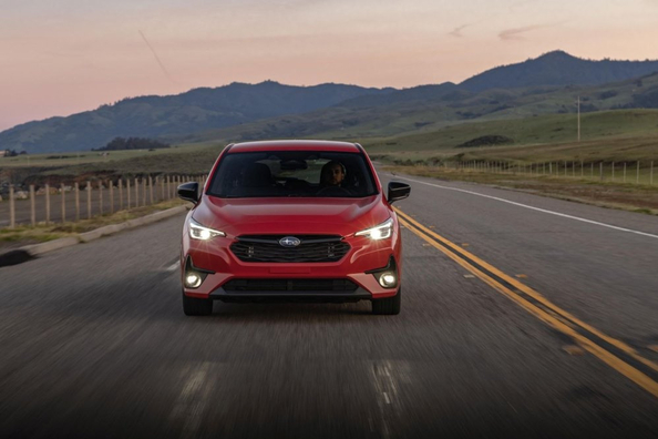 Subaru Impreza RS: Sporty Hatchback with Symmetrical All-Wheel Drive