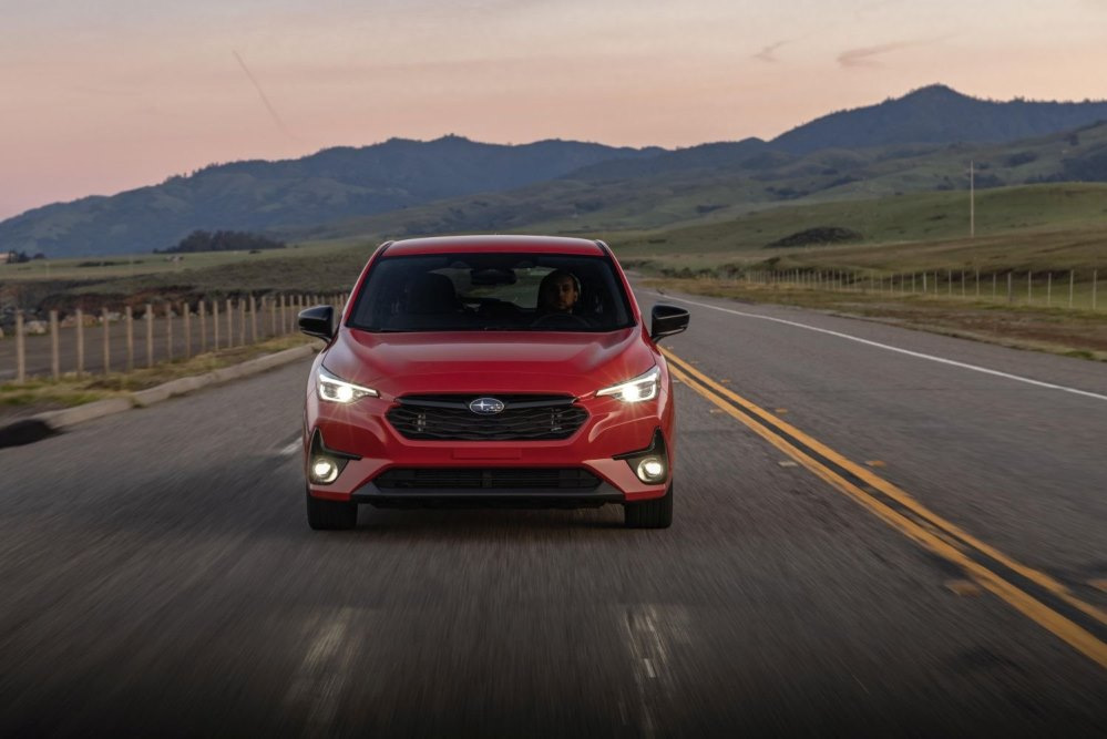 Subaru Impreza RS: Sporty Hatchback with Symmetrical All-Wheel Drive