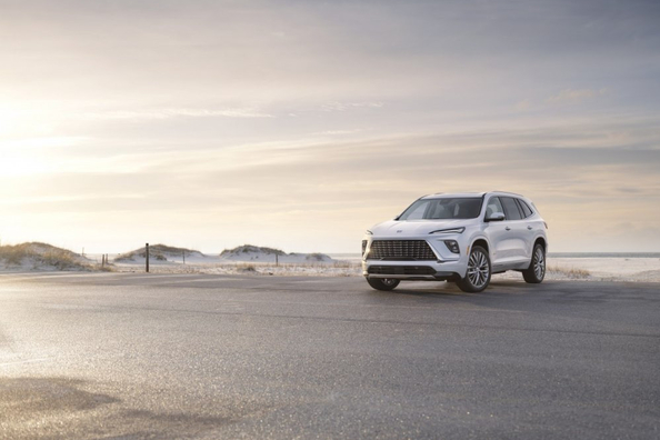 Buick Enclave III: Premium American crossover of the new generation