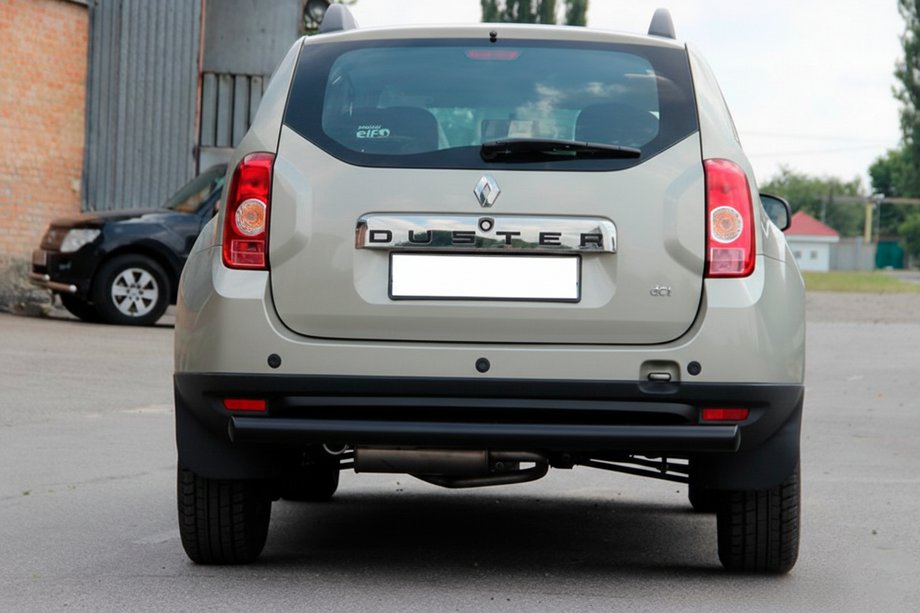Dacia Duster 2008-2018 Rear Straight Roll Bar Black (Stainless Steel) Image
