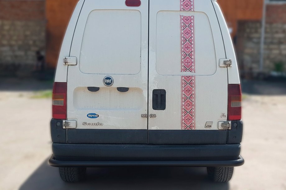 Fiat Scudo 1996-2007 Rear Guard AK005 Black (Stainless Steel) Image