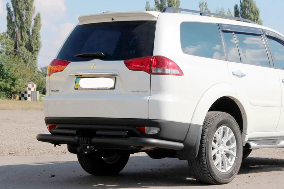Mitsubishi Pajero Sport 2008-2015 Rear Guard AK003-Special Black (2 pcs, stainless steel) Photo 1