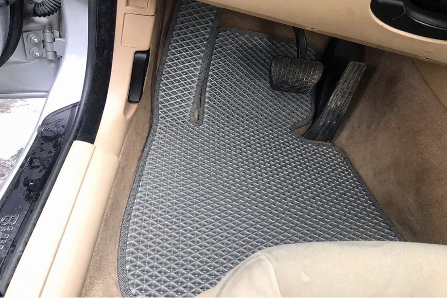 BMW 3 Series E92/E93 2006–2013 EVA Floor Mats (Gray) Image
