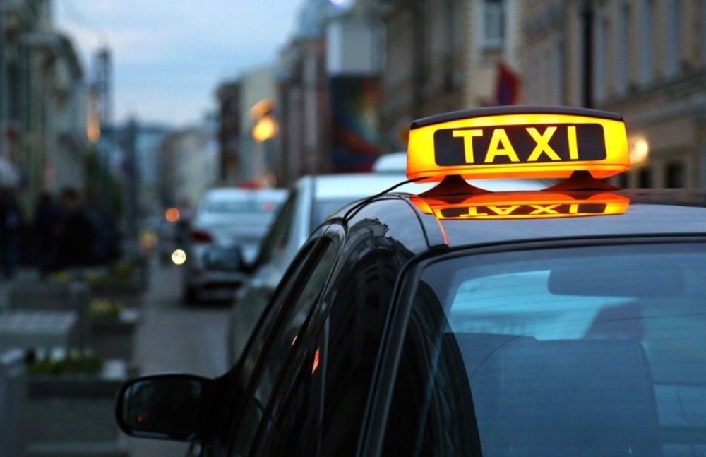 Which Car Is Best for Taxi: Top Models and Key Selection Criteria