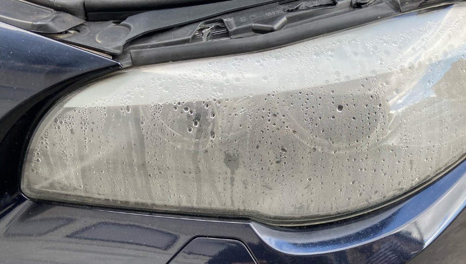 Why Do Car Headlights Fog Up? Causes and Effective Fixes