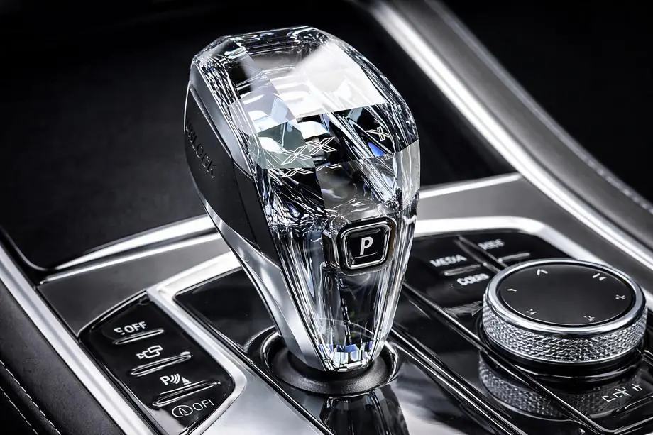 BMW X6 G06 2019–2027 Crystal Interior Trim Set (Gear Selector + Buttons) Image