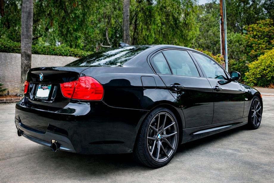 BMW 3 Series E90/E91 2005-2011 M-Sport Body Kit Set (for E90 2008-2011) Dual exit exhaust (left/right) Photo 3