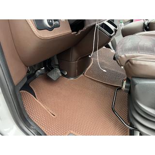 Rubber Floor Mats Carsuit V2 (Brown) photo 1