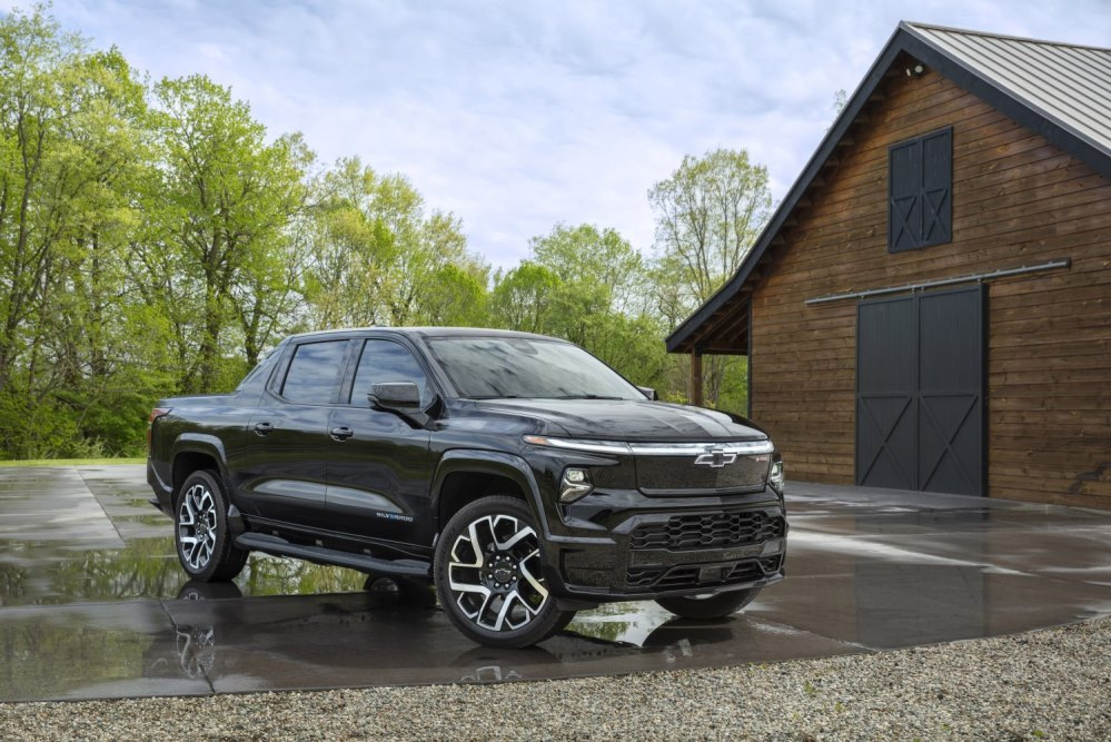 Chevrolet Silverado EV RST review: a powerful electric pickup