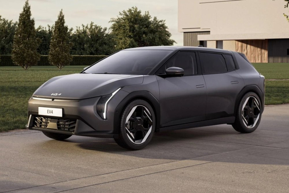 Kia EV4 Hatch 2025: affordable electric hatchback with long range