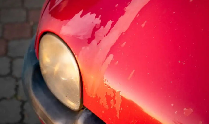 Why does car clear coat peel? Main causes and body protection