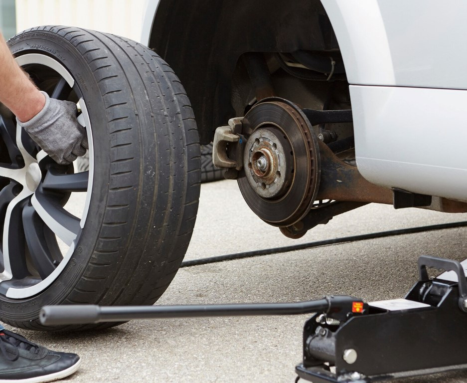Why you should replace your car’s tires regularly