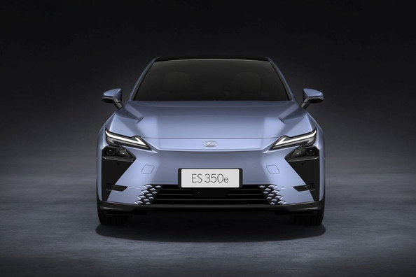 Lexus ES BEV: fully electric premium sedan for 2026