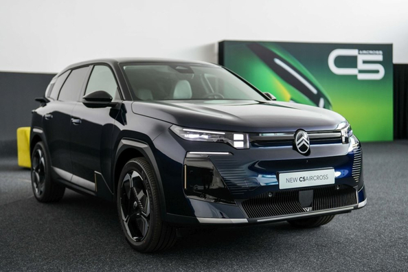 Citroën C5 Aircross Plug-in Hybrid (2025): review of the plug-in hybrid crossover Photo 4