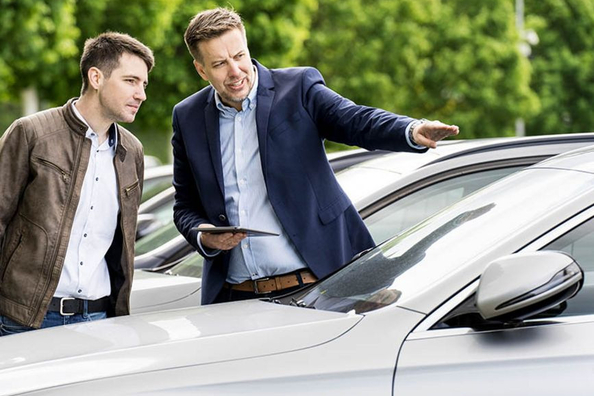 What to check in a car before buying?