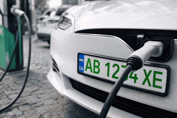 Why does a car have green plates? What they mean in Ukraine