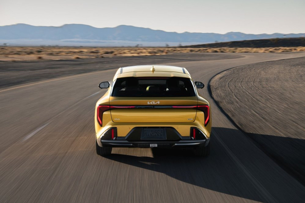2026 Kia K4 Hatchback Review: a modern compact hatchback with space and technology Photo 3