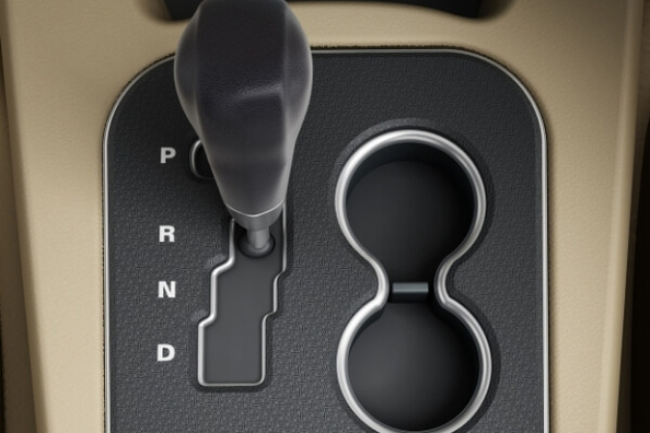 Reversing with an automatic: a simple, safe guide
