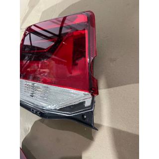 Clearance rear left inner tail light 2016-2021 (OEM standard) (trunk lid) (cracked) Toyota Land Cruiser 200 2007-2021 photo 2