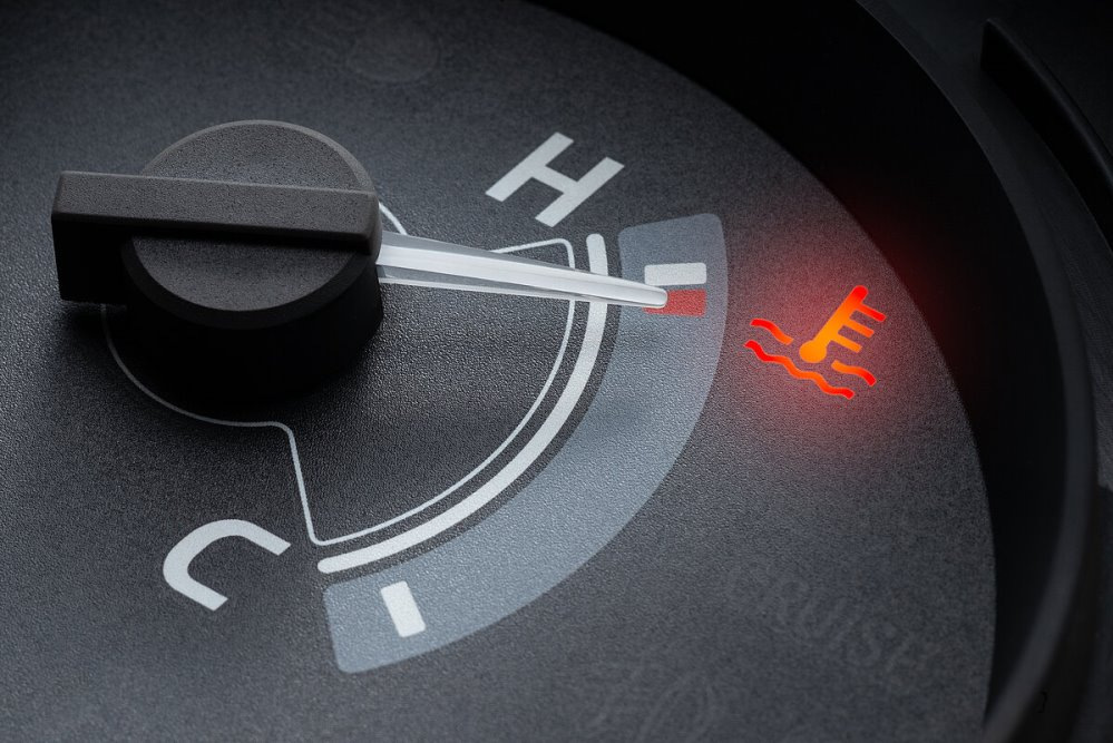 Why Car Engine Temperature Rises: Causes and Risks