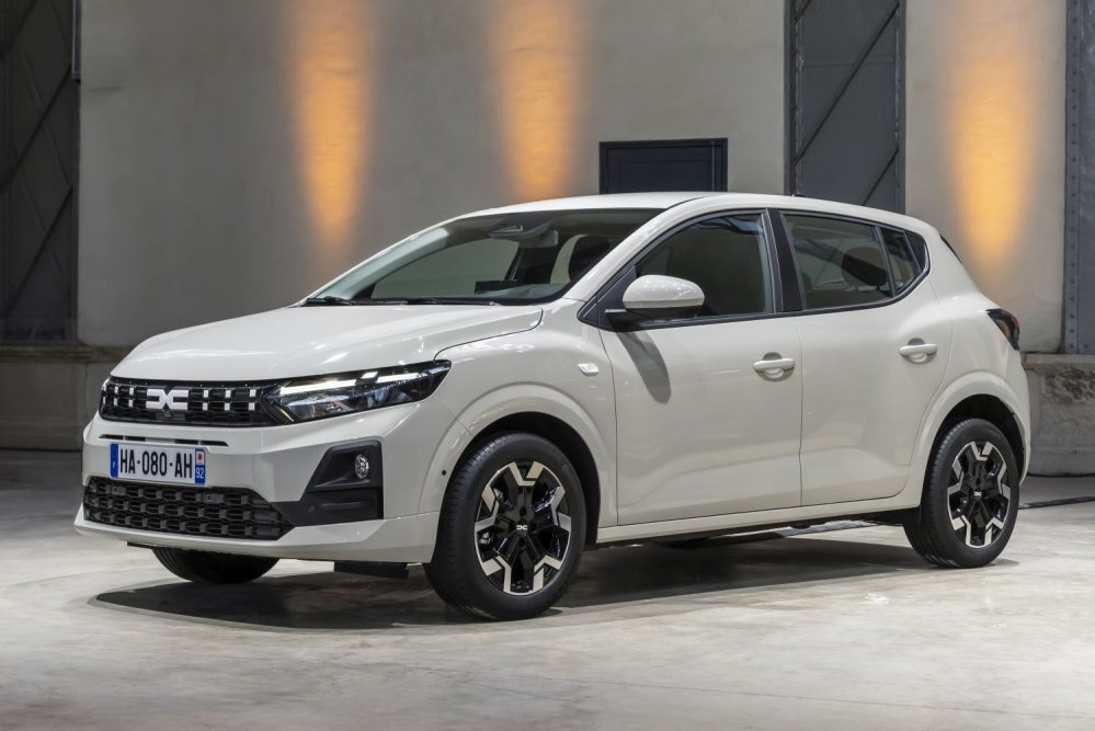 Dacia Sandero review: affordable city hatchback with refreshed design