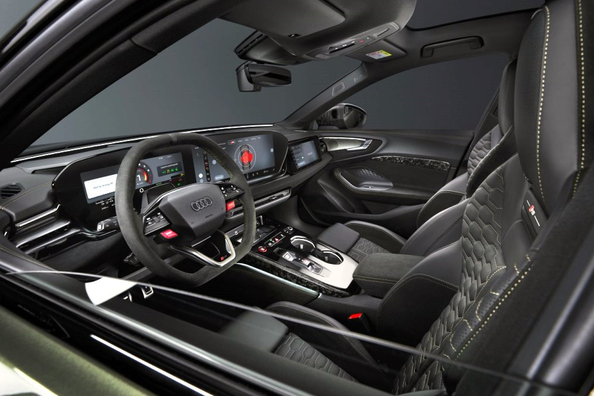 Audi RS5 Sedan Review: Powerful Plug-in Hybrid from Audi Sport Photo 5