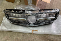 Mercedes CLS C218 2011-2018 Clearance Front Grille 2011-2014 (Diamond Silver) photo 2