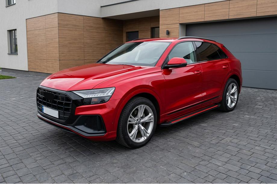 Audi Q8 2018- Side steps Maya Red (2 pcs, Aluminum) Image