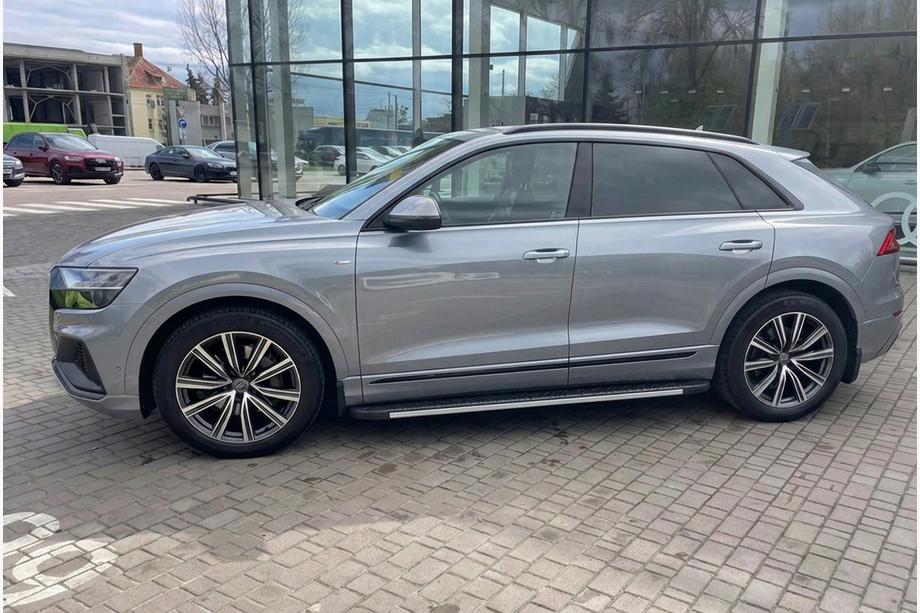 Audi Q8 2018- Bosphorus Grey Side Steps (2 pcs, Aluminum) Image