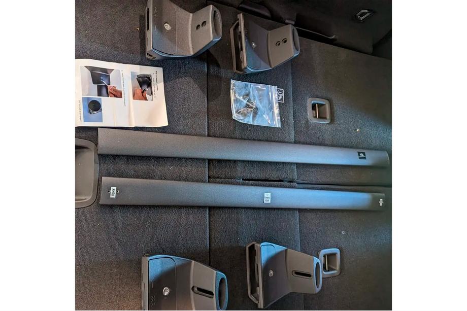 Jeep Grand Cherokee WL 2021- Roof rack cross bars for integrated roof rails OEM (2 pcs) Black Photo 8