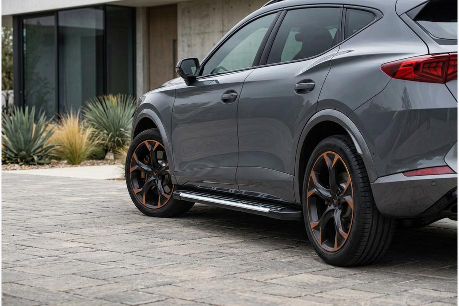Cupra Formentor 2020- Sunrise Side Steps (2 pcs, Aluminum) Photo 1