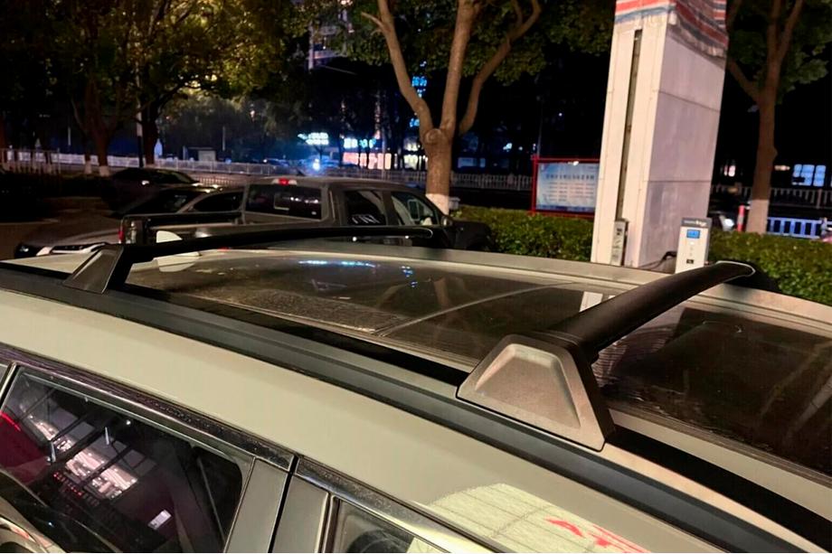 Toyota Corolla Cross 2020- Roof rack cross bars for integrated roof rails OEM (2 pcs) Image