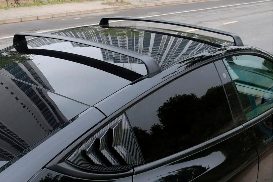 Tesla Model 3 2017- Lockable OEM cross bars for factory mounting points (2 pcs) Image