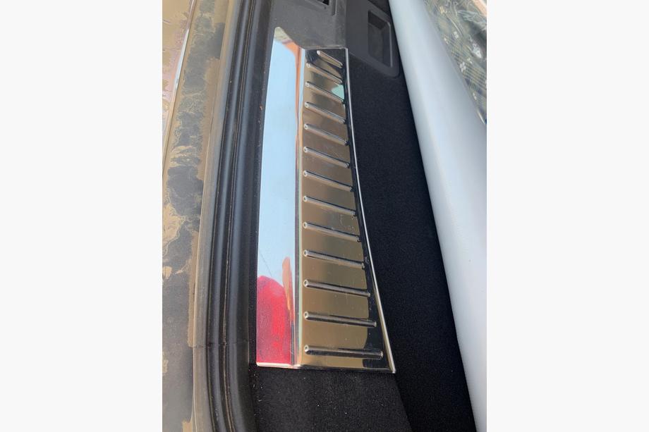 Ford Kuga/Escape 2013-2019 Trunk sill protector 2013-2016 (2 pcs, stainless steel) Photo 4