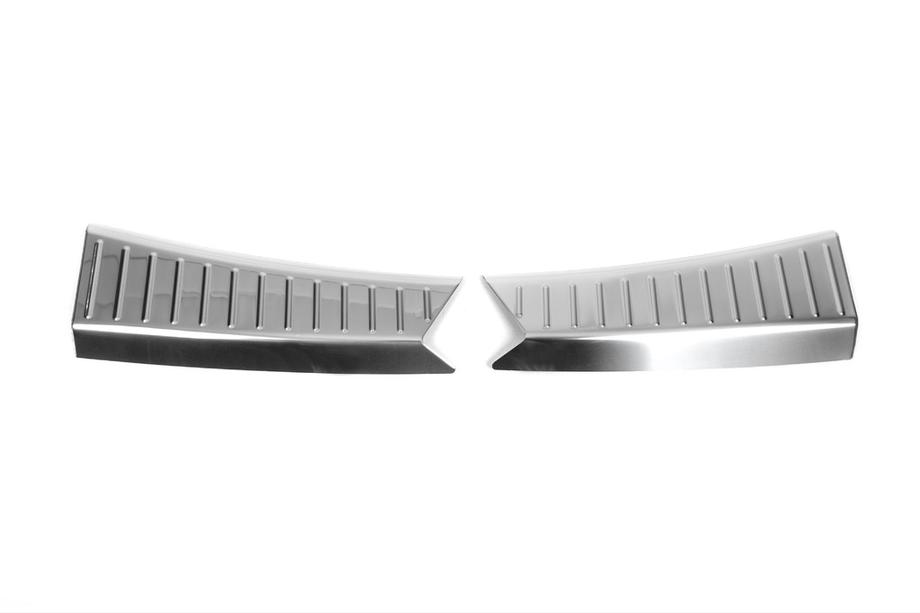 Ford Kuga/Escape 2013-2019 Trunk sill protector 2013-2016 (2 pcs, stainless steel) Photo 3