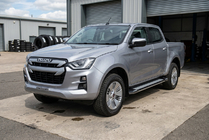 Isuzu D-Max 2019- Rainbow Side Steps (2 pcs, Aluminum) photo 1