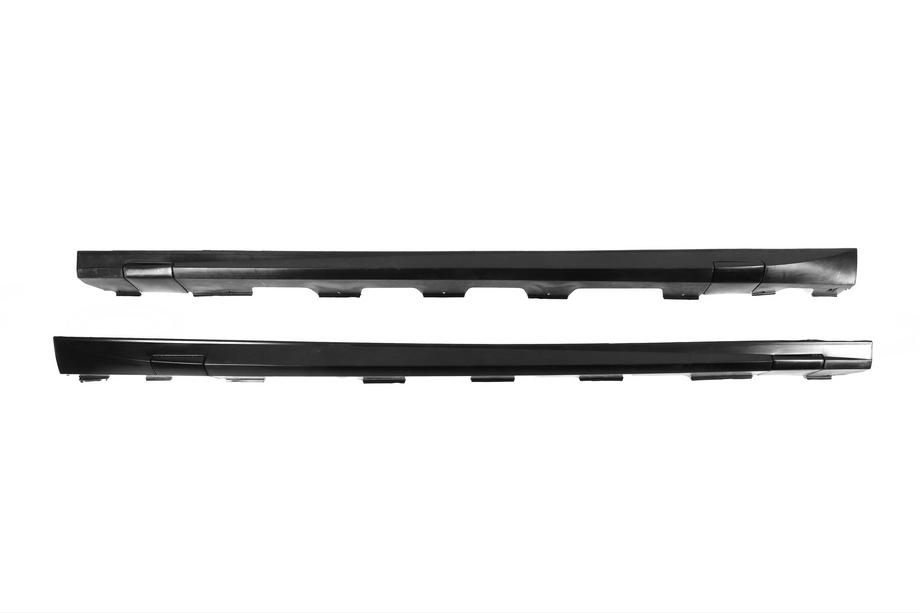 Volkswagen Golf 7/E-Golf 2012-2020 Side skirts DPT V-10 (gloss black) Photo 1